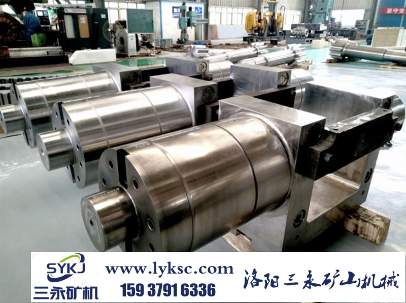 GFM SX-40徑向精鍛機錘頭連桿.jpg